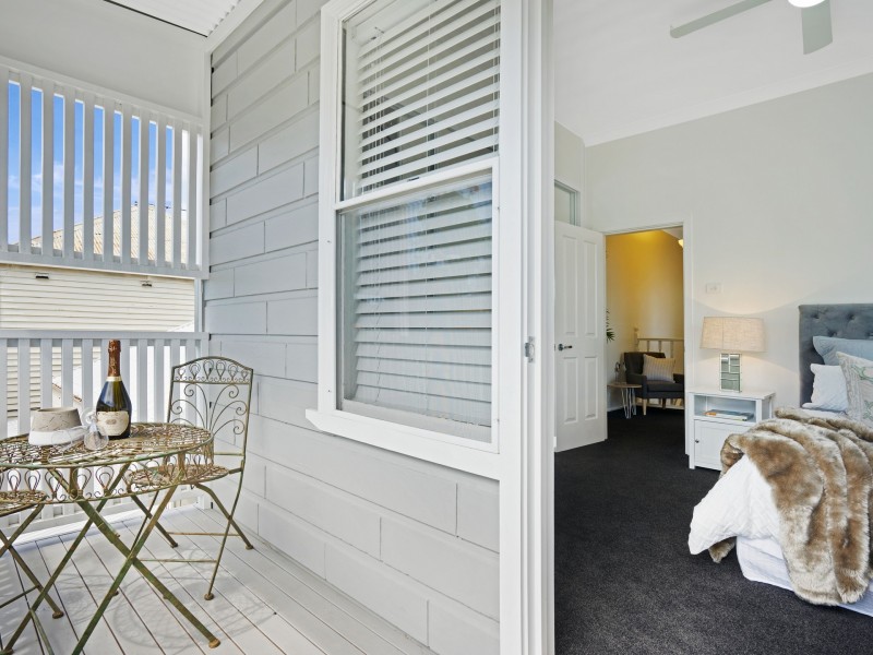 6 Devon Street, Hamilton NSW 2303