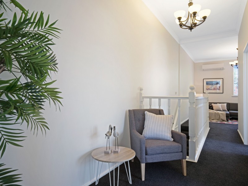 6 Devon Street, Hamilton NSW 2303