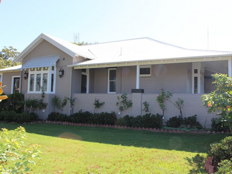 2 Oxford Street, New Lambton NSW 2305