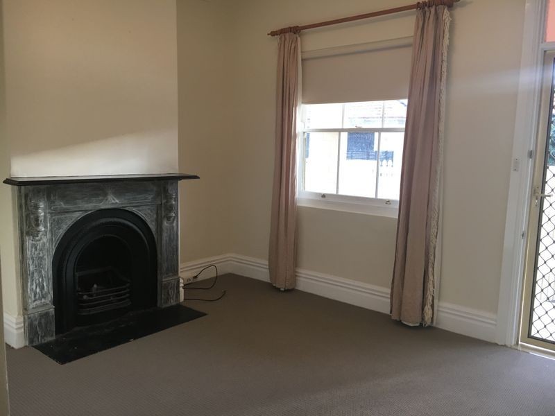 19 Milton Street, Hamilton NSW 2303