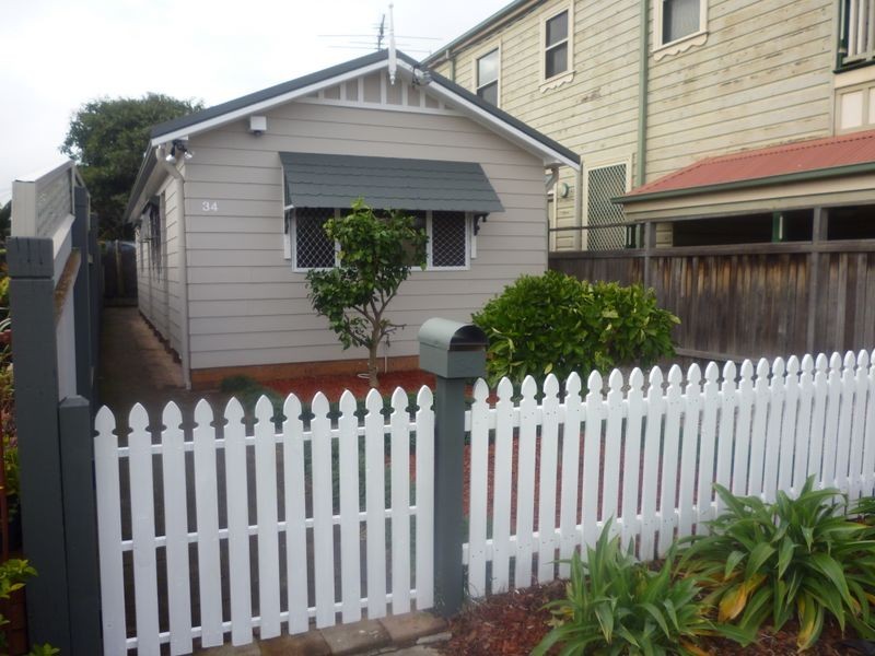 34 Young Street, Carrington NSW 2294