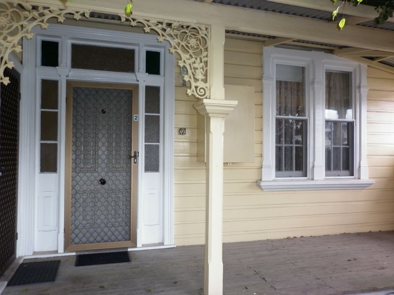 2/80 Denison Street, Hamilton NSW 2303