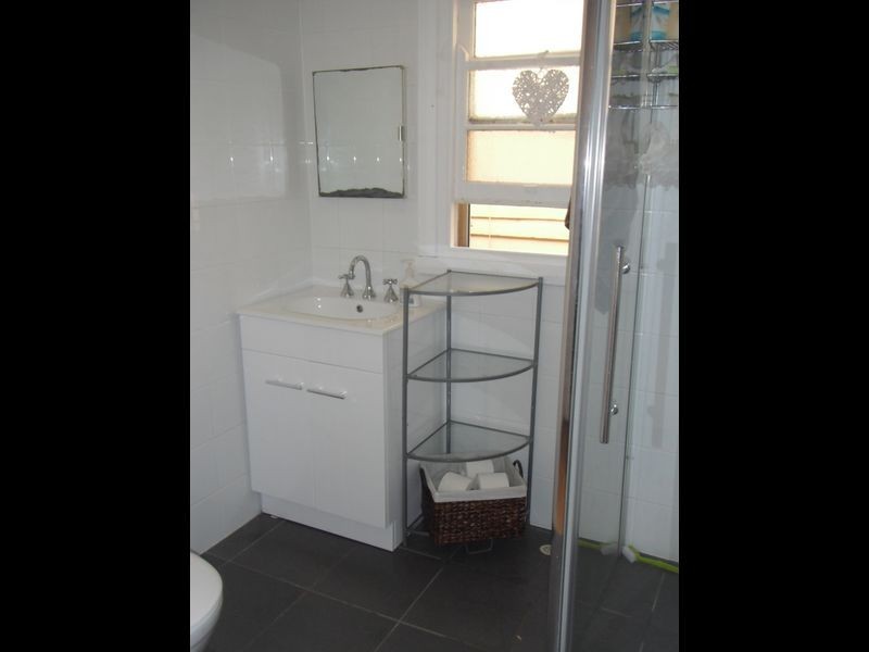 11 Dent Street, Islington NSW 2296