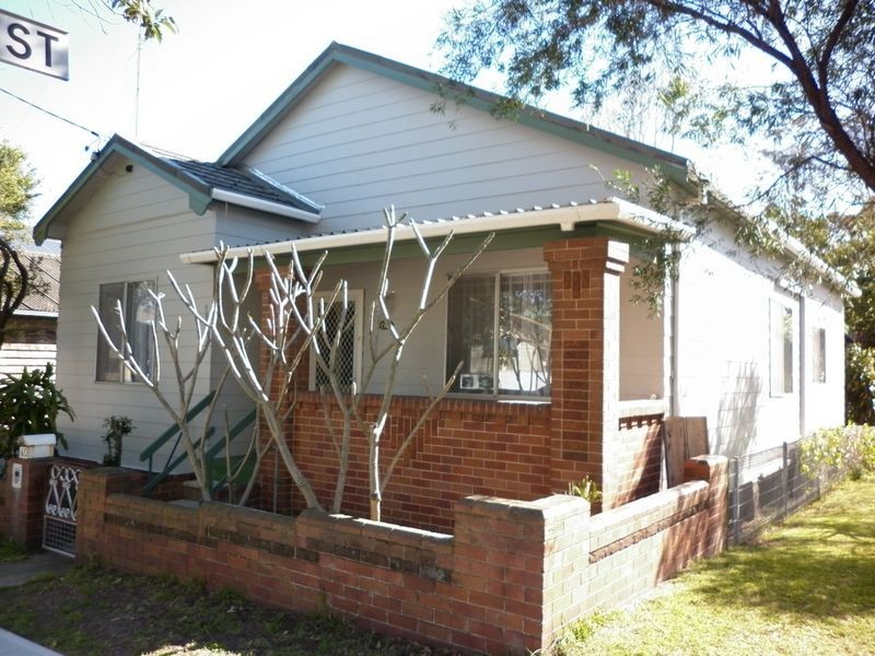 60 Lewis Street, Maryville NSW 2293