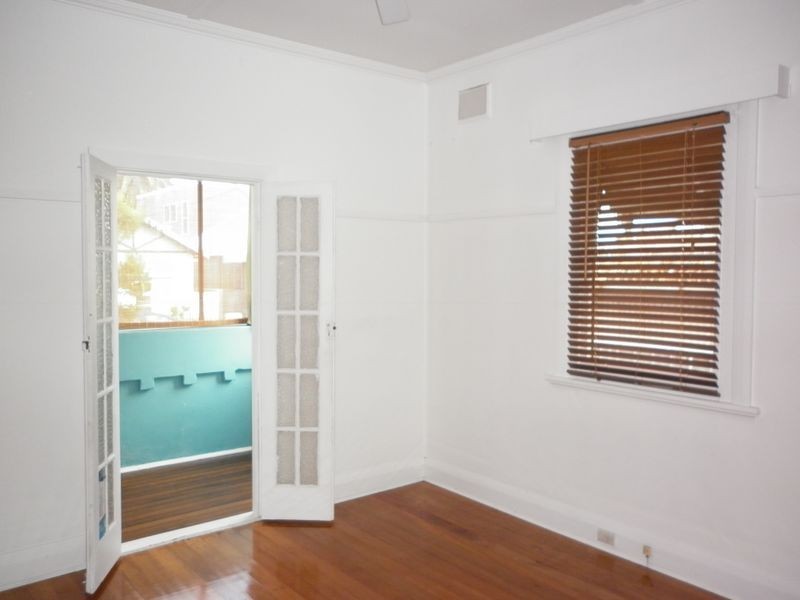 2 Bridge Street, Hamilton NSW 2303