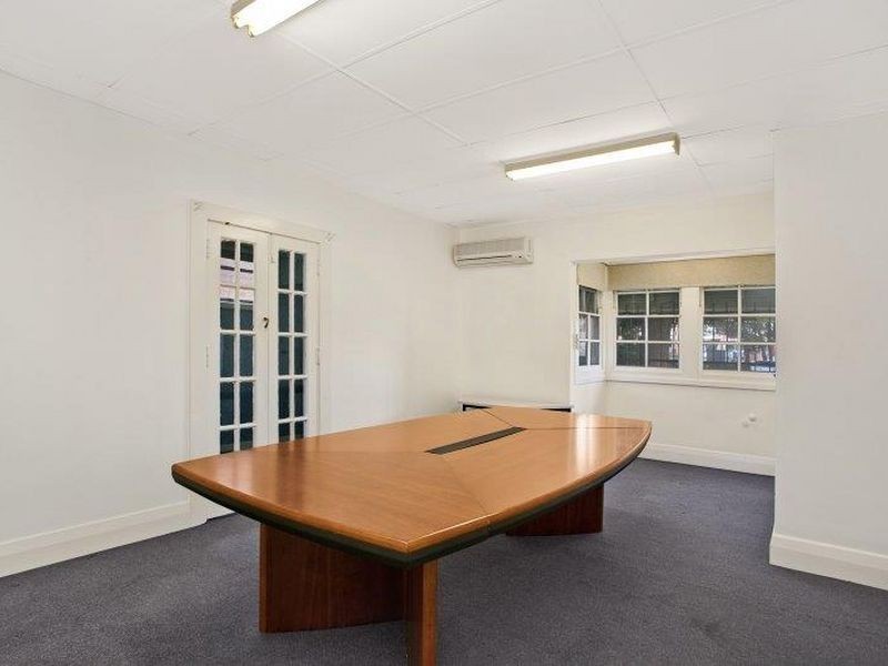 35 Gordon Avenue, Hamilton NSW 2303