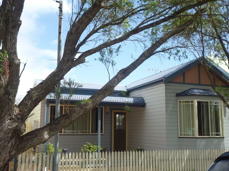 23 Reay Street, Hamilton NSW 2303
