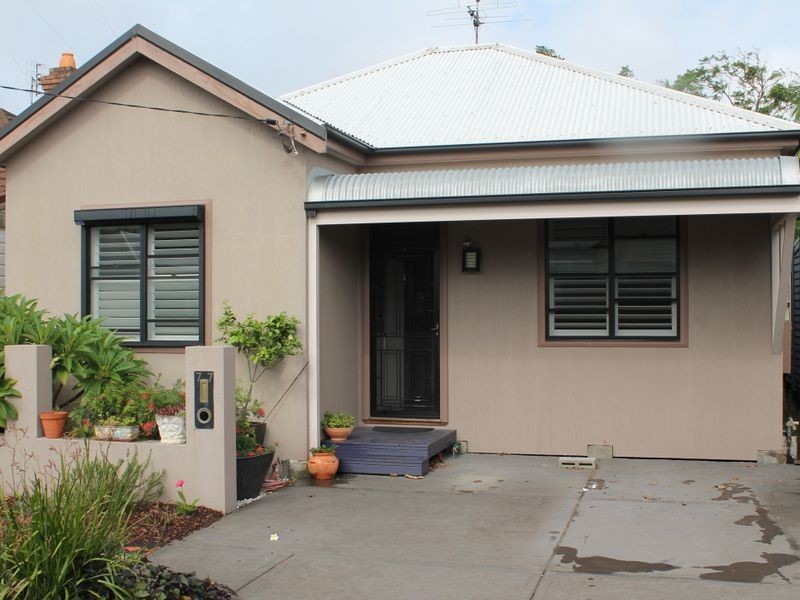 77 Norththumberland Street, Maryville NSW 2293