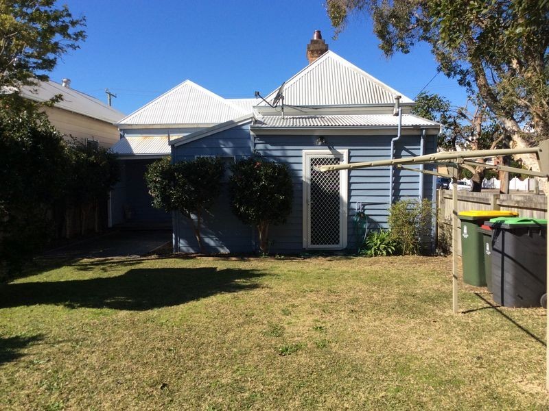 24 Steel Street, Hamilton NSW 2303