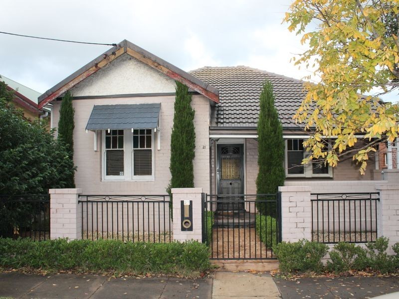 21 Henson Avenue, Mayfield East NSW 2304