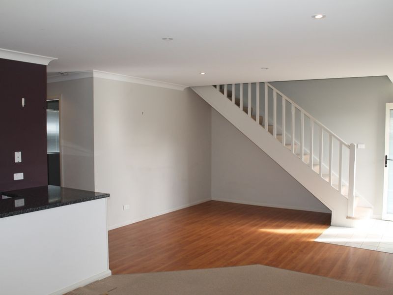 30 Churchill Curcuit, Hamilton South NSW 2303