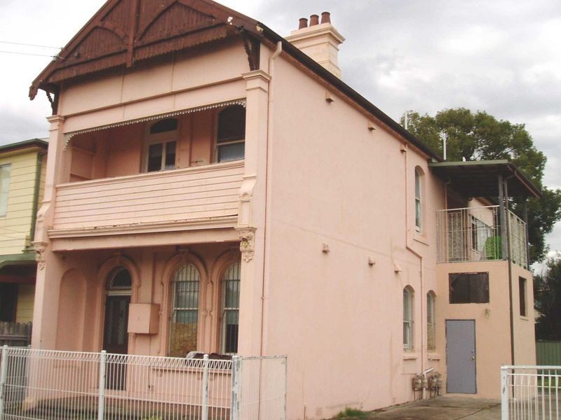 1/11 May Street, Islington NSW 2296