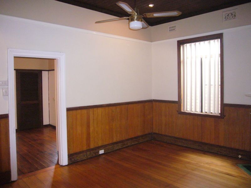 17 Emerald Street, Hamilton North NSW 2292