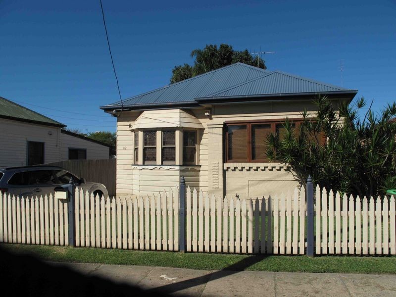 82 Station Street, Waratah NSW 2298