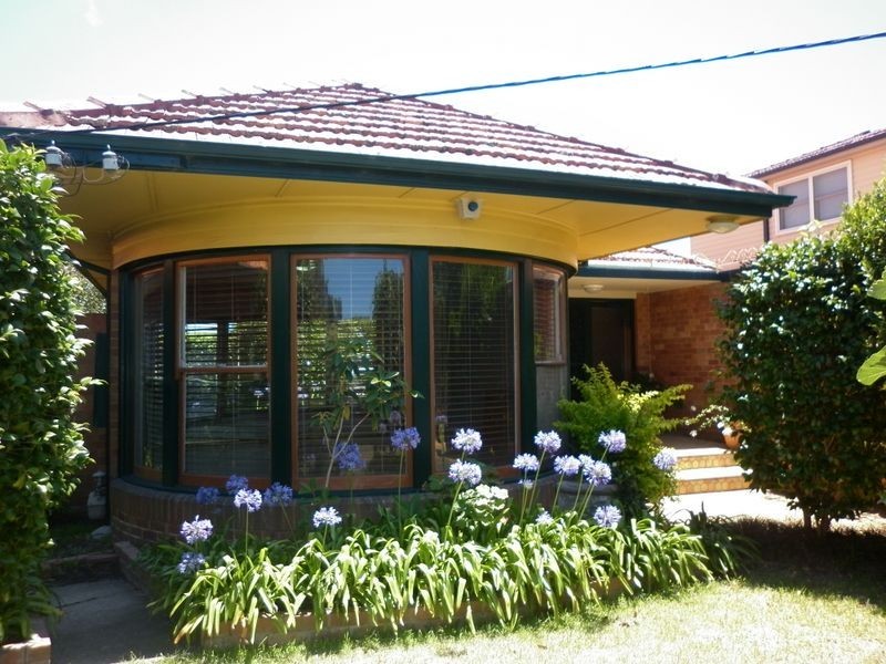 84 Stewart Avenue, Hamilton South NSW 2303