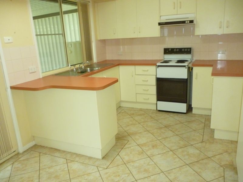 29 Myles Avenue, Warners Bay NSW 2282