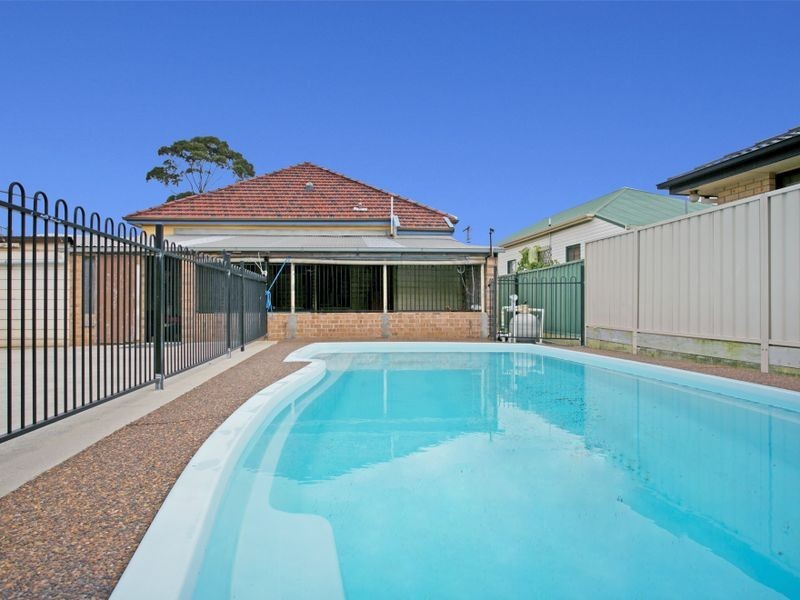 36 Roe Street, Mayfield NSW 2304