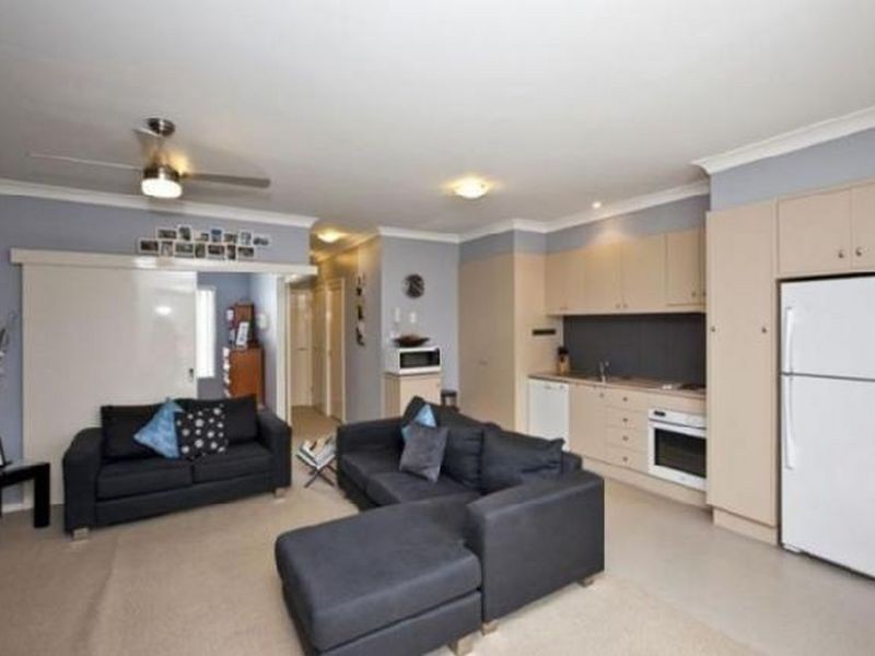 211/5 Tudor Street, Newcastle West NSW 2302