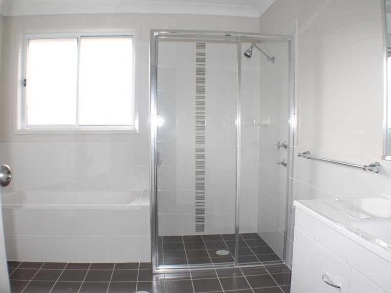 25 Northview Street, Fletcher NSW 2287