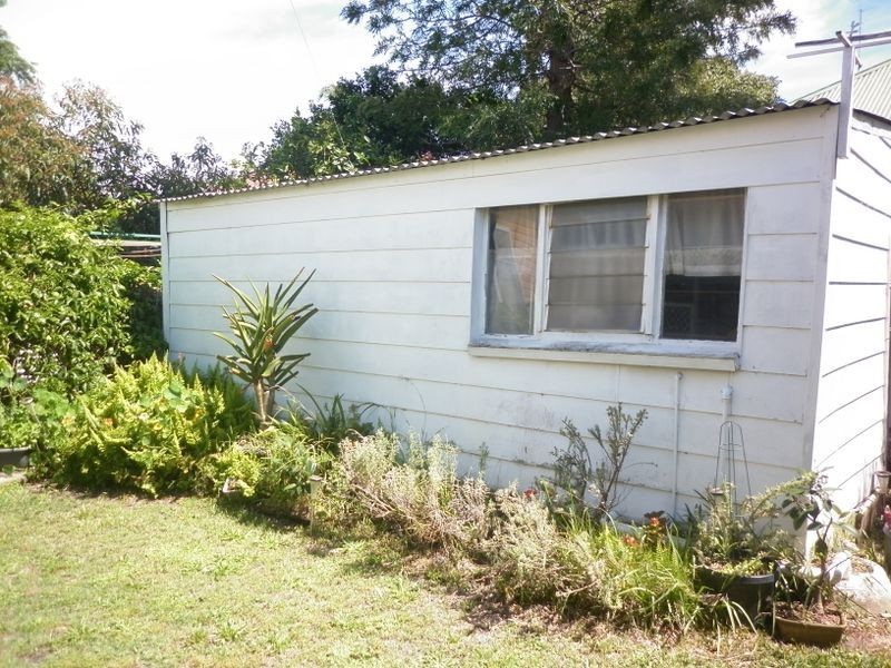 166 Lindsay Street, Hamilton NSW 2303