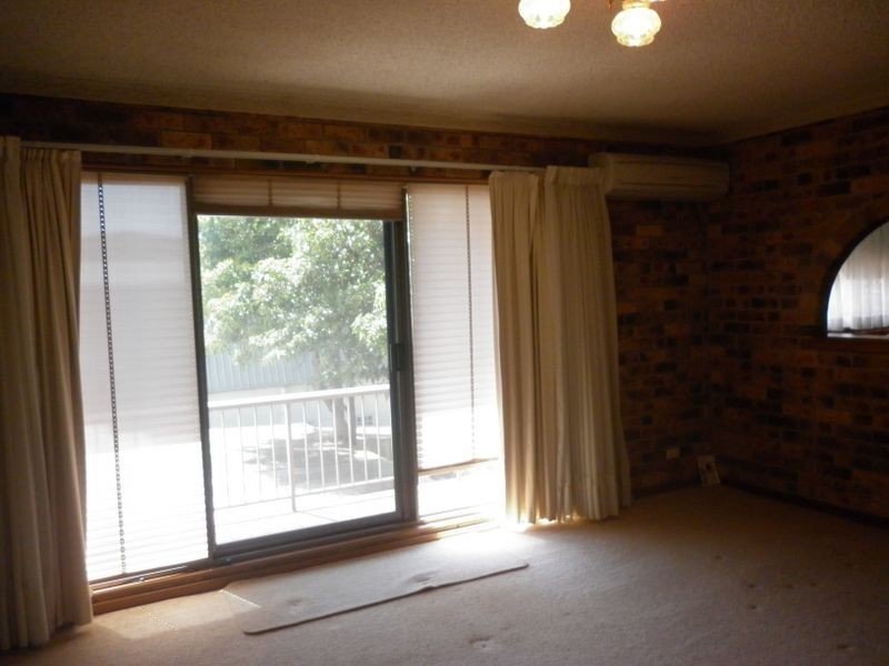 4/75-77 Cleary Street, Hamilton NSW 2303