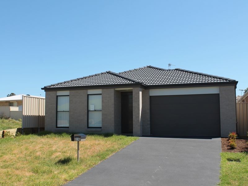 15 Koombool Avenue, Maryland NSW 2287