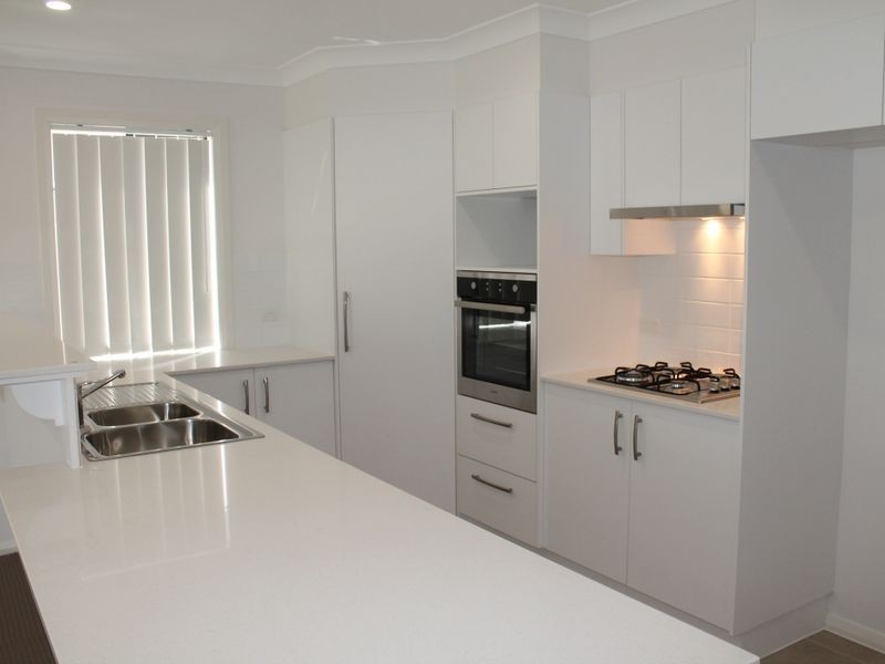 15 Koombool Avenue, Maryland NSW 2287