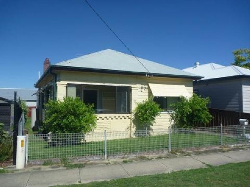 8 Orlando Road, Lambton NSW 2299