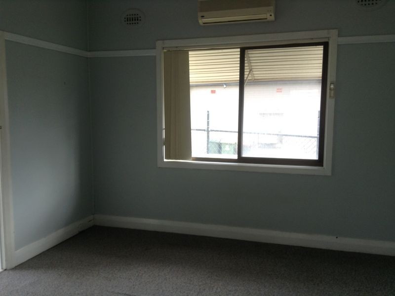 8 Orlando Road, Lambton NSW 2299