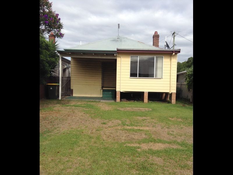 8 Orlando Road, Lambton NSW 2299