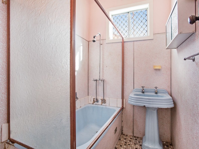 5 Smart Street, Waratah NSW 2298