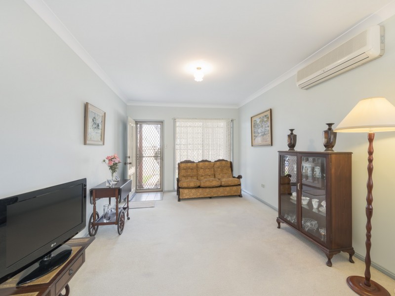 2/43-45 Hexham Street, Kahibah NSW 2290