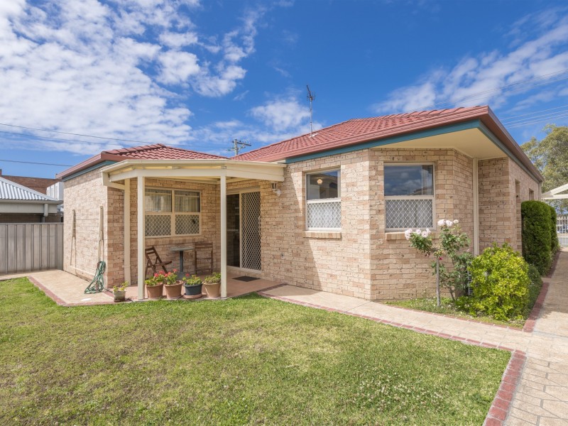 2/43-45 Hexham Street, Kahibah NSW 2290