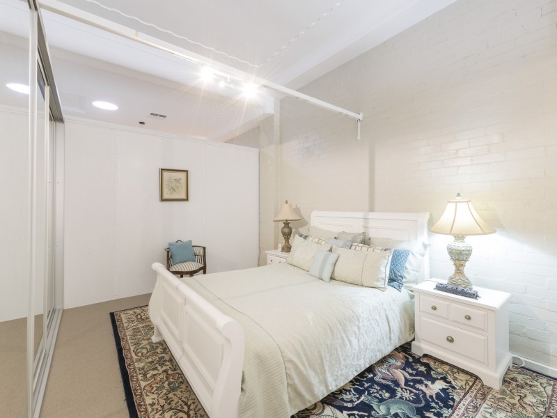 8 Teralba Road, Broadmeadow NSW 2292