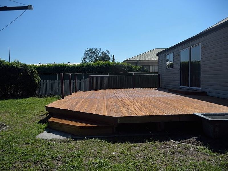 12 Margaret Street, Mayfield East NSW 2304