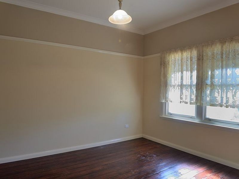 12 Margaret Street, Mayfield East NSW 2304