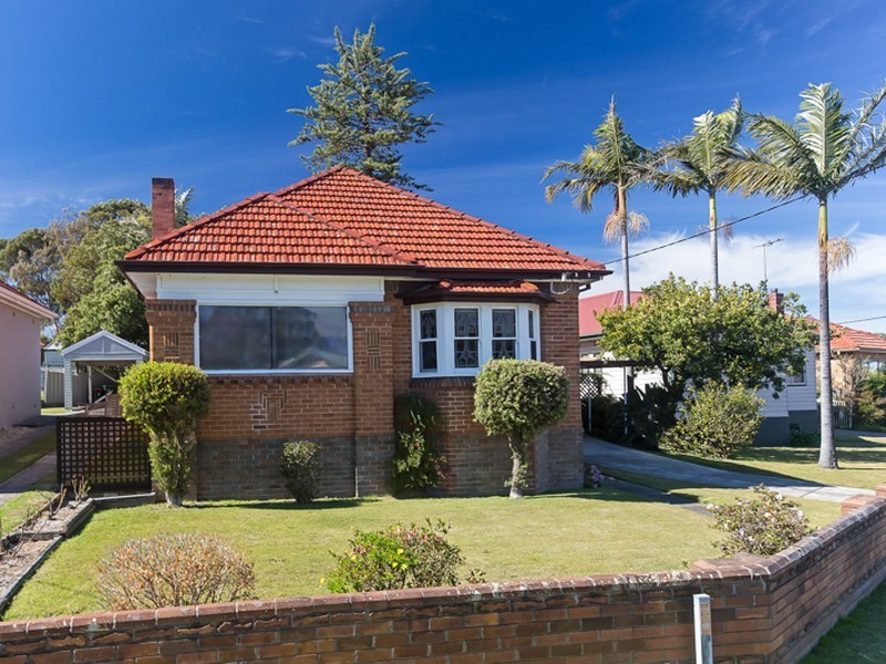 74 Crescent Road, Waratah NSW 2298