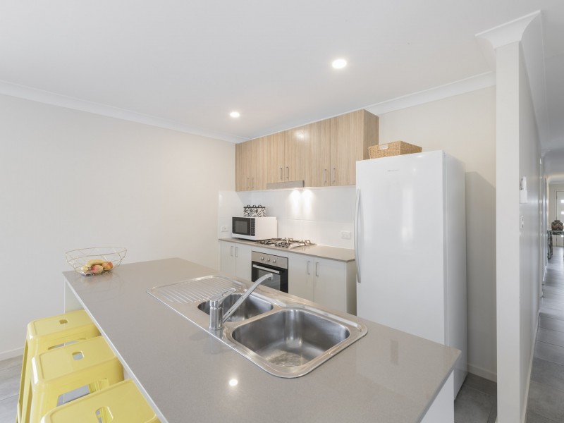 50 Bulbul Crescent, Fletcher NSW 2287