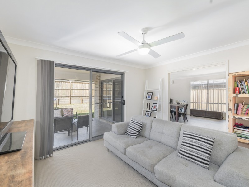 50 Bulbul Crescent, Fletcher NSW 2287