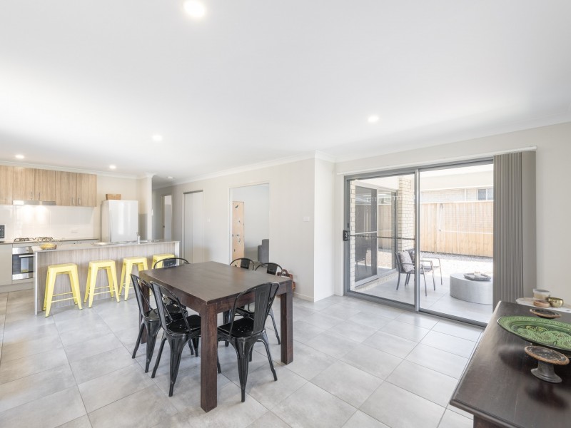50 Bulbul Crescent, Fletcher NSW 2287