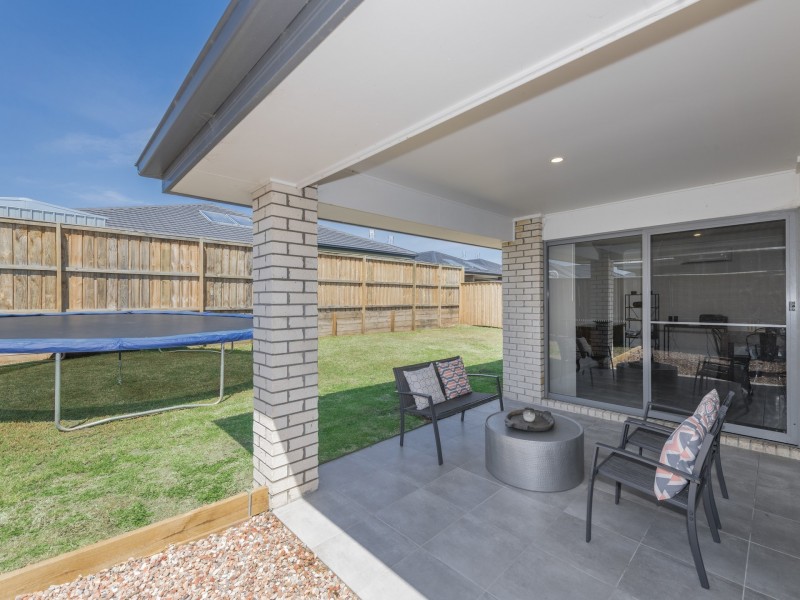50 Bulbul Crescent, Fletcher NSW 2287