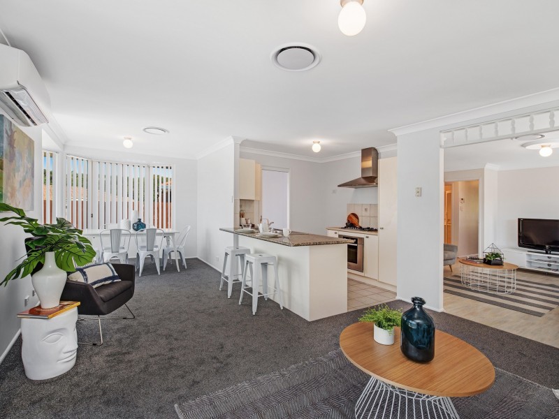 19 Blue Gum Court, Mount Hutton NSW 2290