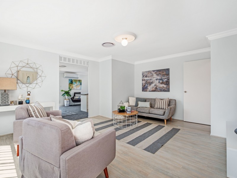 19 Blue Gum Court, Mount Hutton NSW 2290