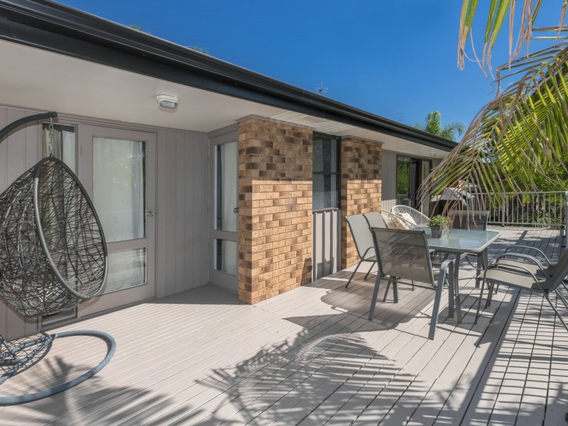 8 Kenley Crescent, Macquarie Hills NSW 2285