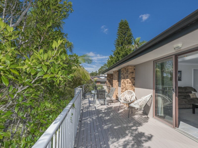 8 Kenley Crescent, Macquarie Hills NSW 2285