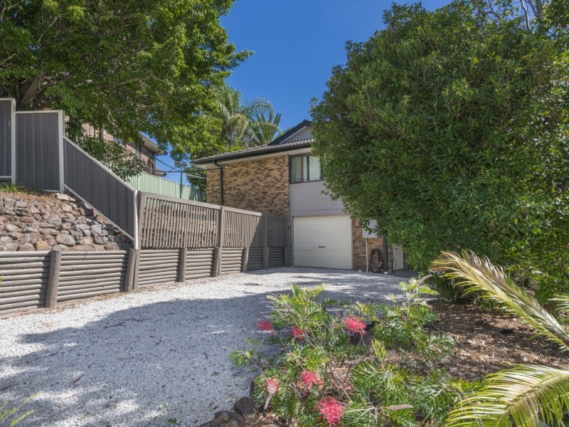 8 Kenley Crescent, Macquarie Hills NSW 2285