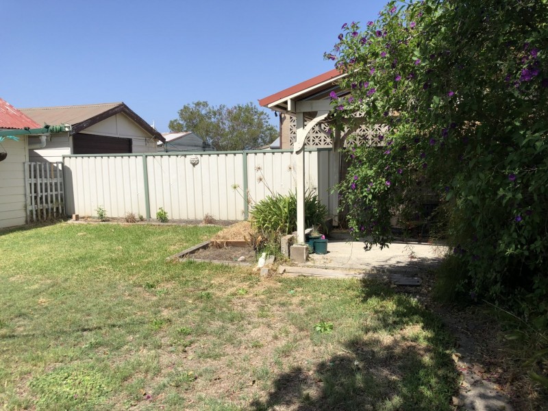 13 Moate Street, Georgetown NSW 2298