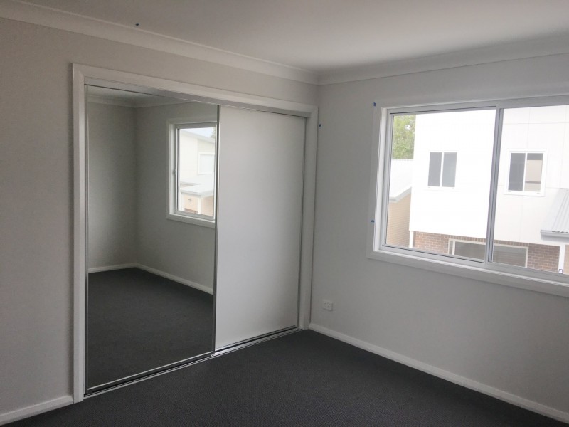 4/31-33 Helen Street, Mount Hutton NSW 2290