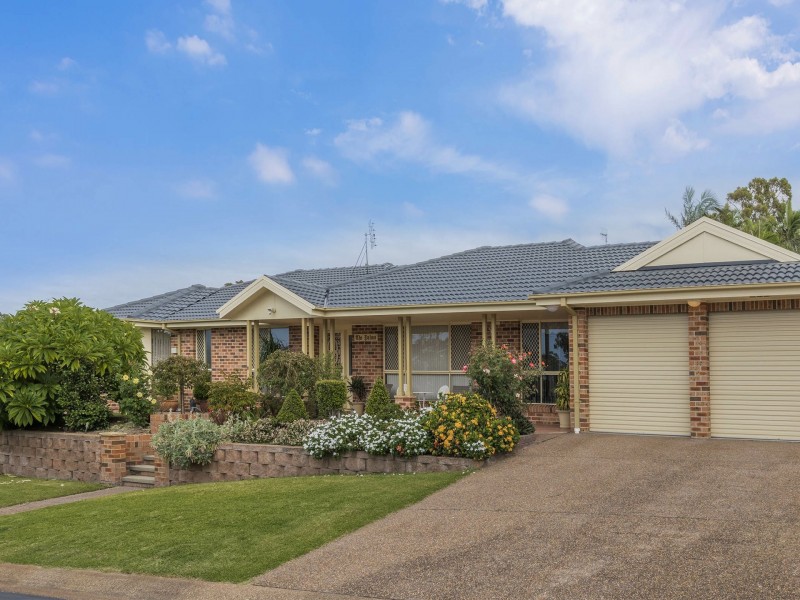 4 Park Royal Drive, Floraville NSW 2280