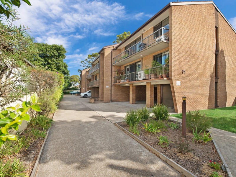 8/77 Cleary Street, Hamilton NSW 2303